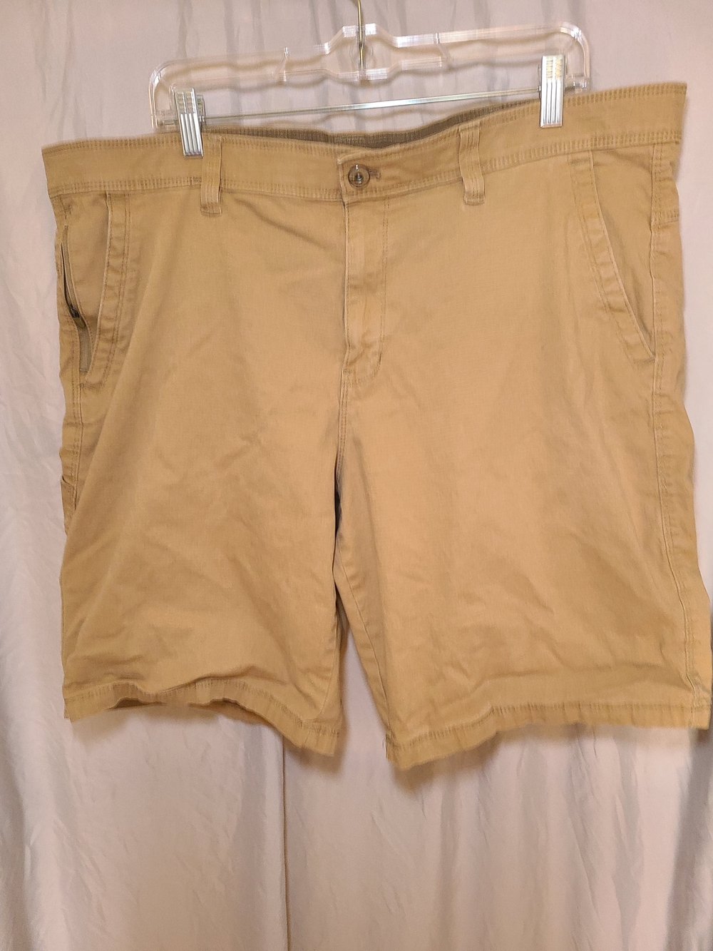 Weatherproof Men's Khaki Flat-Front Cotton Shorts